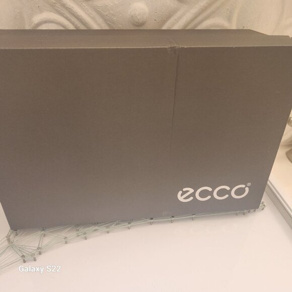 Ecco Flexure Runner Sneakers. Color "Grey Rose". NIB. Sizes: Various - Picture 5 of 12